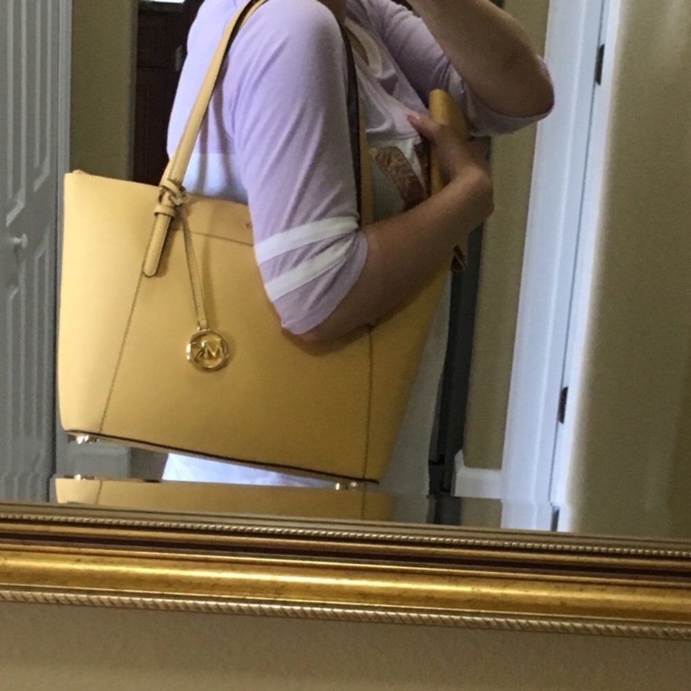 Firm❗️Michael kors large Ciara tote bag & Wallet - Picture 8 of 8